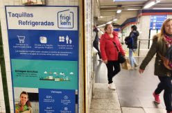 El negocio de las neveras con comida para 'microinfluencers' en el Metro de Madrid