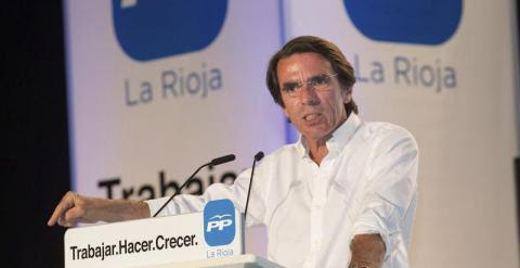 El expresidente del Gobierno, José María Aznar, en Logroño. / EFE