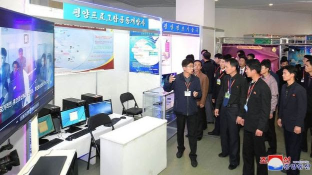 Evento de tecnologia em Pyongyang na Coreia do Norte em novembro