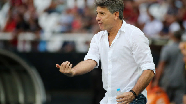 Grêmio tenta evitar diante do Santos o sétimo jogo sem vitória no Brasileiro