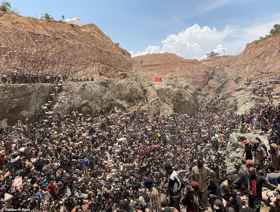 A sea of workers Shabara, one of the largest cobalt mines in the Democratic Republic of Congo, where hundreds of thousands of people are exposed to toxic chemicals every day while mining for the precious mineral