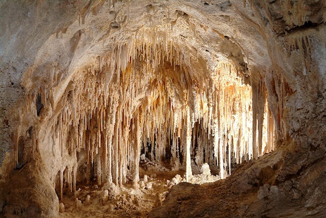 Quang cảnh khó tin tại một trong những hang động dài nhất thế giới - 7