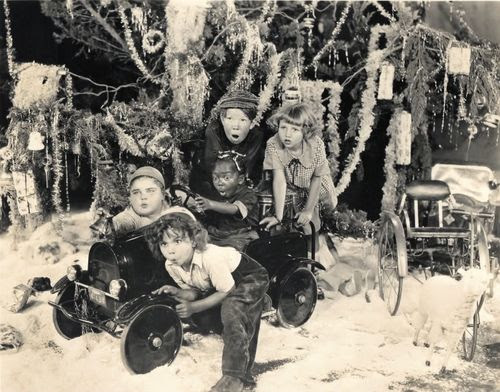 Merry Christmas from The Little Rascals c.1928 | Time pictures, Holiday humor, Kids comedy