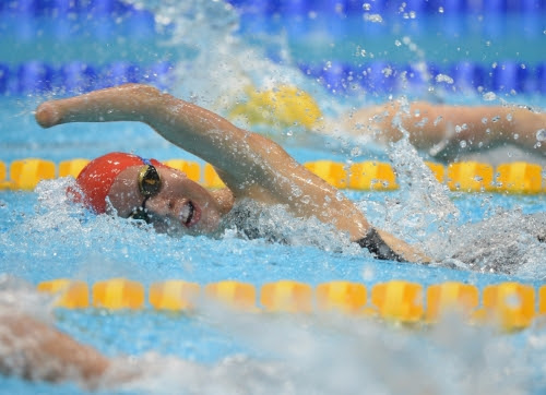 Na classe S11, os atletas utilizam óculos opacos que asseguram a igualdade de condições entre todos os nadadores