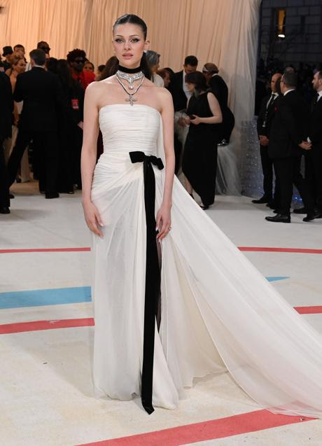 Nicola Peltz en la Met Gala. / GTRES