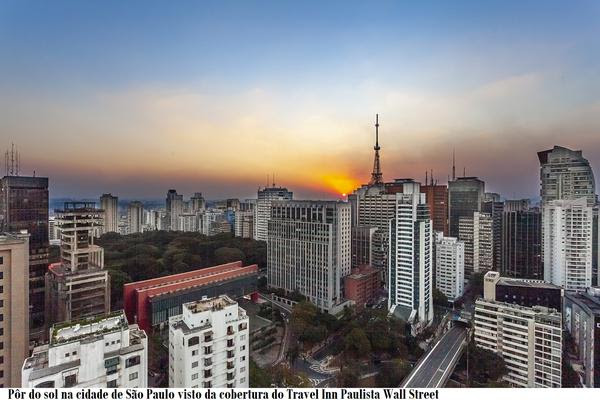 Pôr do sol de São Paulo - Cobertura Travel inn Palista Wall Street (Divulgação)