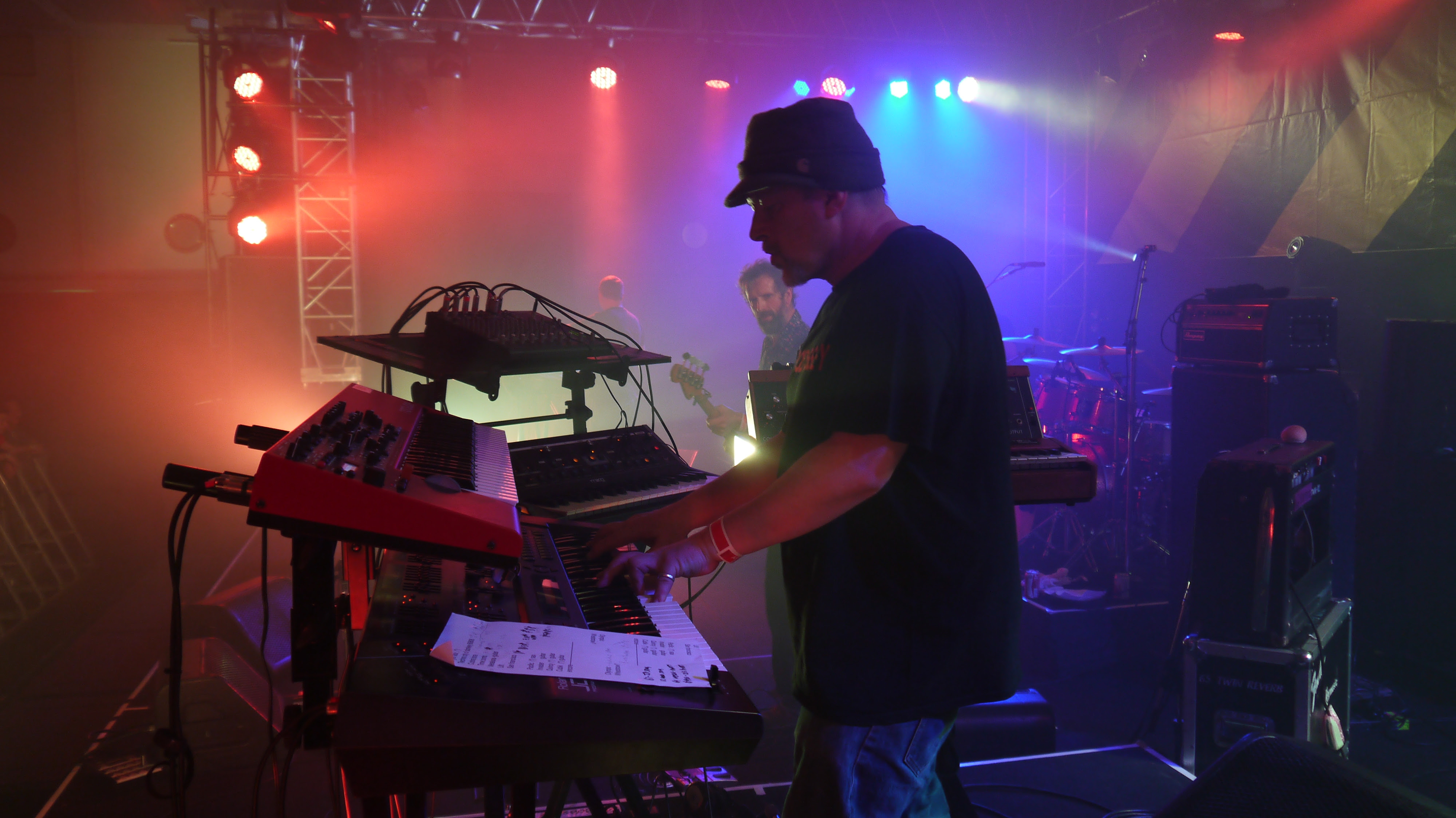 808 STATE - Electronic pioneers see out 2015 with full live band shows