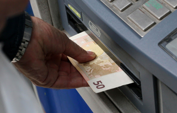Μπαράζ πληρωμών: Πότε πληρώνονται συντάξεις, επίδομα ανεργίας, επίδομα ενοικίου, ΚΕΑ, επίδομα παιδιού και προνοιακά