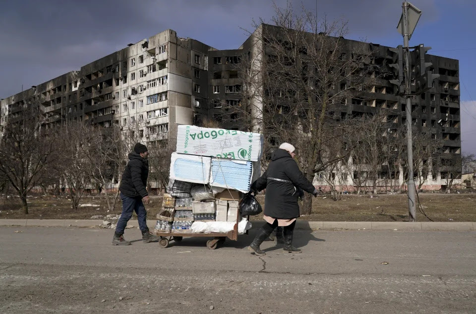 People evacuating Mariupol, Ukraine.