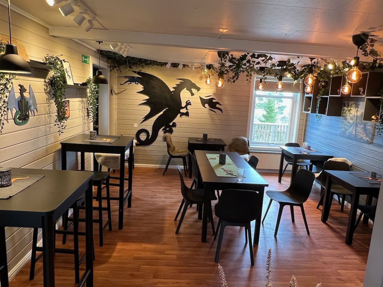 House of Dragons coffee shop and puzzleriet opens – DragonFjord