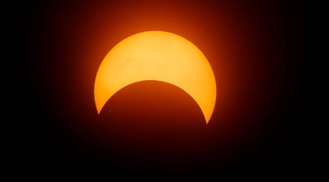 las recomendaciones de AstroDom para ver el eclipse de Sol del 21 de agosto