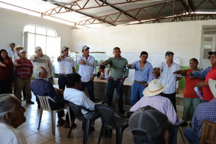 Nueva directiva comunal de Zacualpan. Foto: Daniela Zamora Luna.
