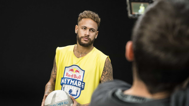 Neymar obtém liminar e não pode ser processado ou preso por sonegação no Brasil