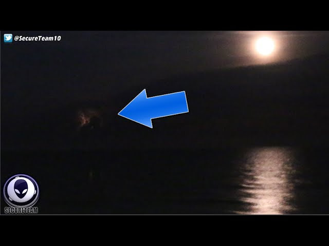 UFO News ~ UFO Hovering Over Mt. Shasta plus MORE Sddefault