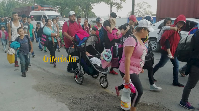 Huyendo de Honduras