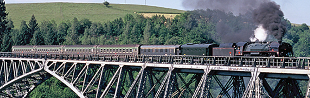 La 141 R 1126 sur le viaduc du Viaur