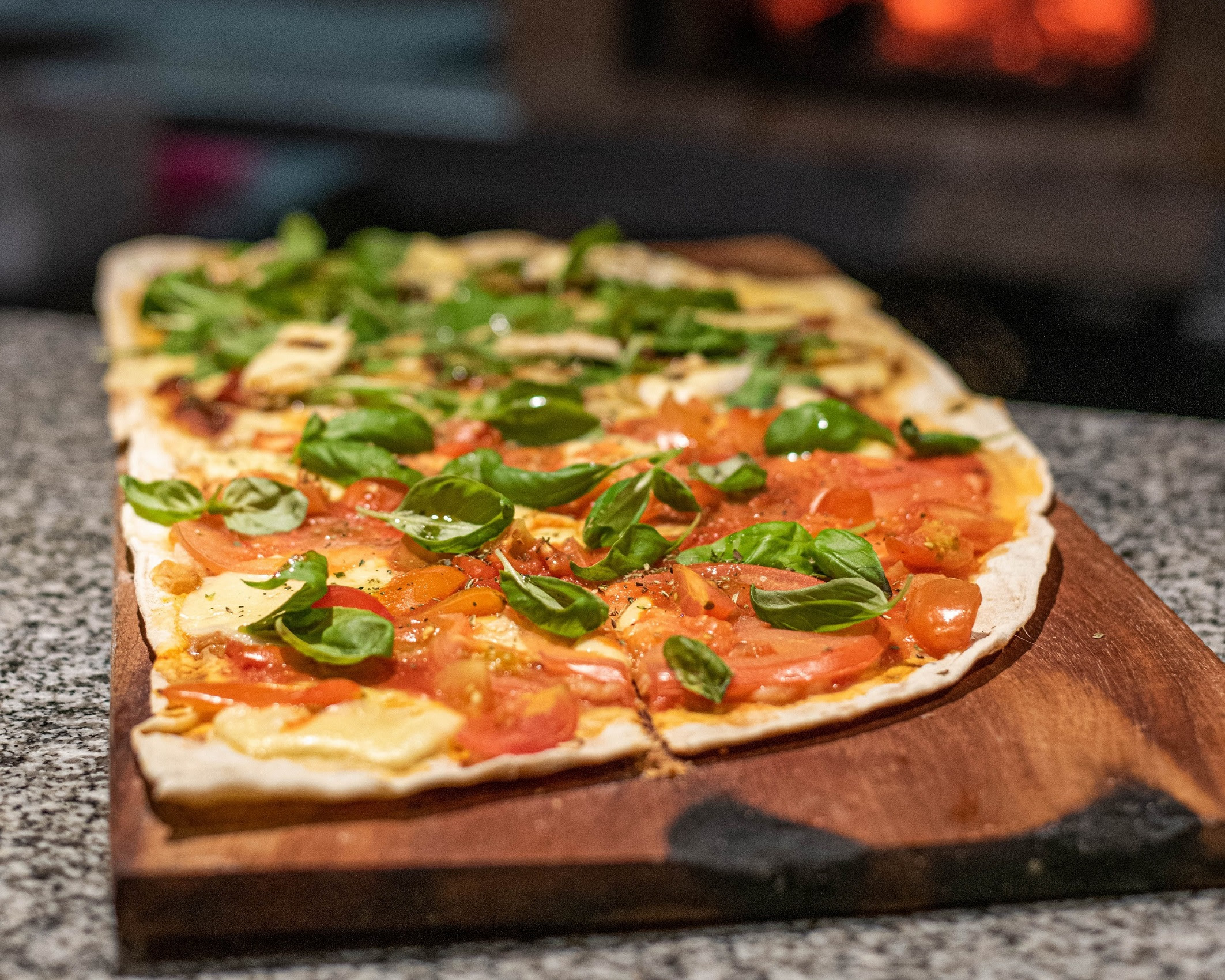 la noche de la pizza y la empanada