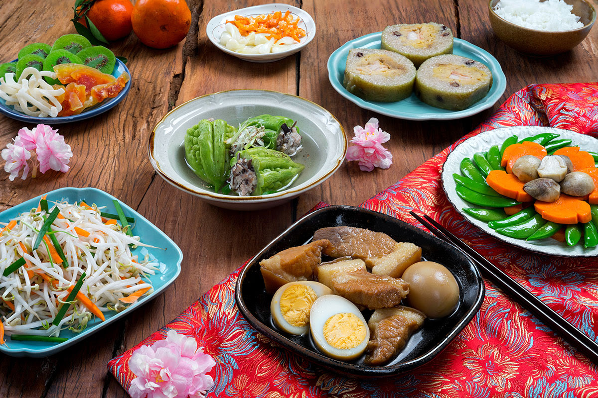 Các món ăn ngày Tết miền Nam. Ảnh: Shutterstock