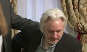 La justicia británica rechaza la extradición de Julian Assange a EEUU por riesgo de suicidio