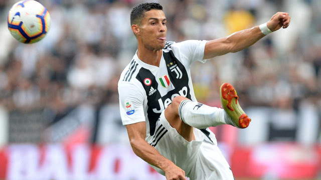 'Cristiano Ronaldo me disse que vai ficar', revela o técnico da Juventus