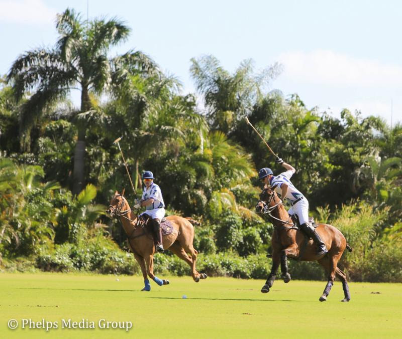Jeff Blake (right) playing for Team Halcyon at Palm City Polo Club