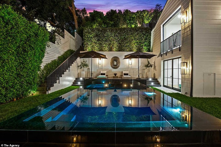 See inside the .8Million Mansion Rihanna just bought in Beverly Hills (photos)