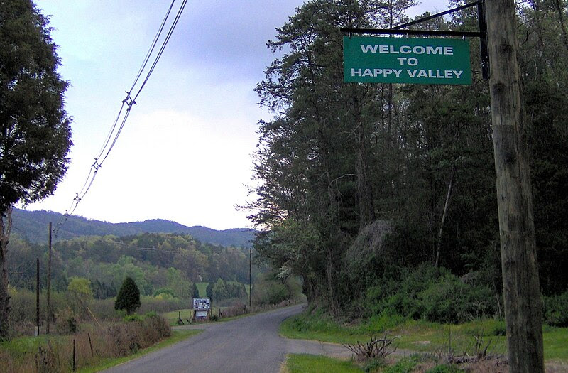 File:Happy-valley-entrance-tn1.jpg