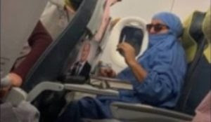Turkey: Veiled Muslima on plane says she has bomb, “I will blow up the aircraft”
