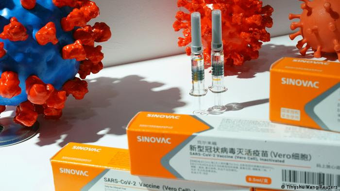 Frascos da Coronavac, vacina contra covid-19 fabricada pela chinesa Sinovac