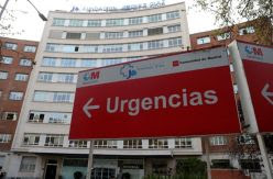 Los hospitales privatizados de Madrid obligan a pacientes crónicos a pagar el envío de sus medicinas a casa