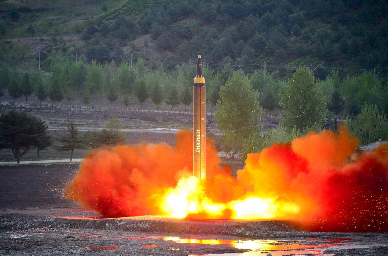 North Korea Planning to Test Fire Missile Capable of Reaching US West Coast; Stocks Slide +Video