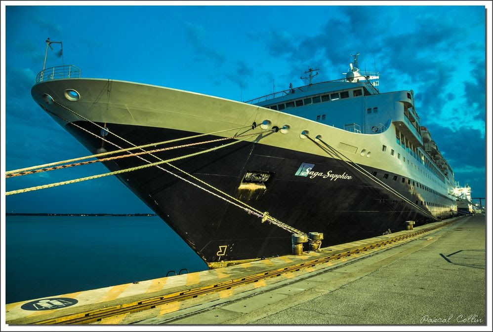 Connaitre la mer et les navires - chroniques et actu - Page 4 Saga-Sapphire_T9628