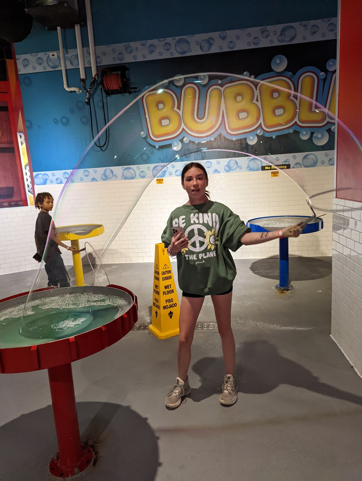 students at wonderworks museum on school trip