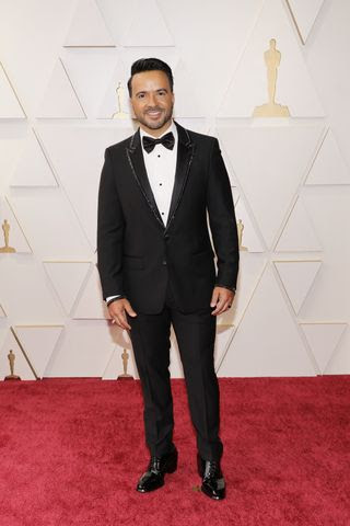 Luis Fonsi en los Oscars 2022