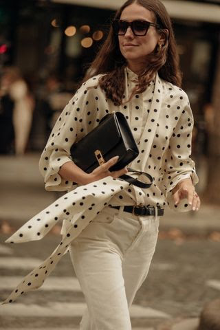 vestir blanco invierno 2020 estampado lunares