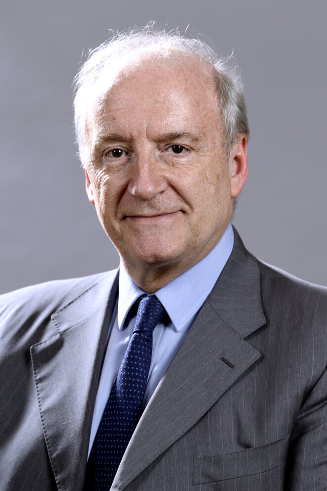 L'ancien secrétaire général de l'Élysée, Hubert Védrine, en 2015. © Bruno Coutier via AFP