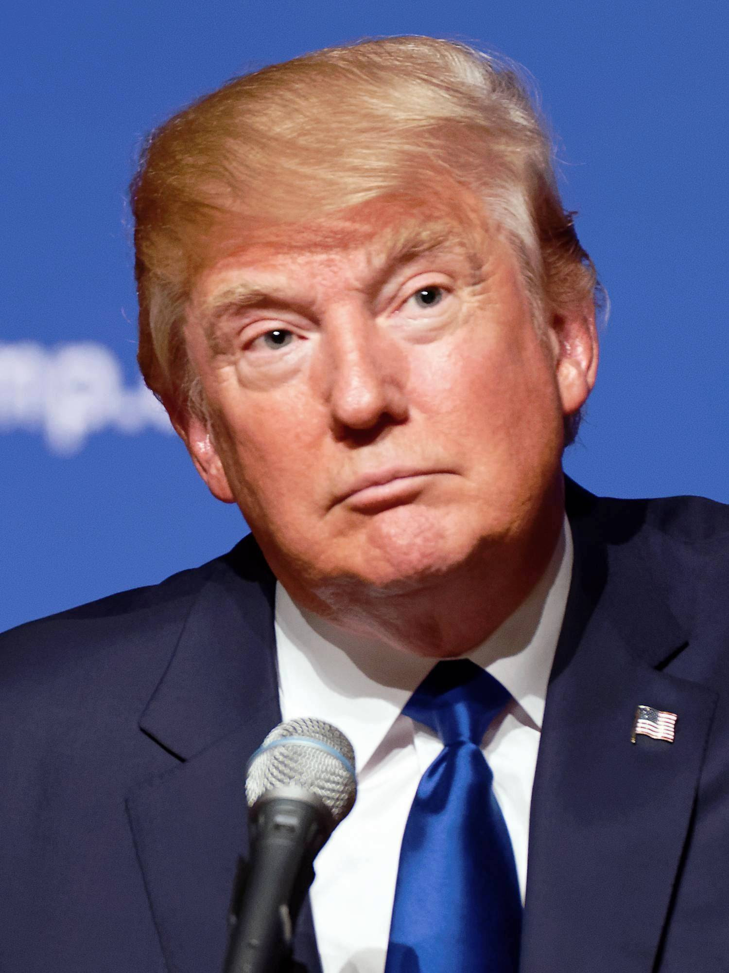 Trump Sparks 'Wave of Alarm' Across Europe After Warning US May Not Help NATO Members Trump Sparks 'Wave of Alarm' Across Europe After Warning US May Not Help NATO Members