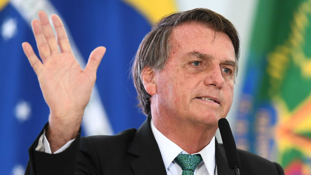 Jantar com pessoas já presas, diz Bolsonaro sobre encontro Lula-Alckmin