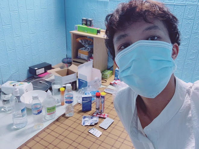Nhà tôi là F0: 25 ngày, 10 người dìu nhau bước qua cuộc chiến - 1