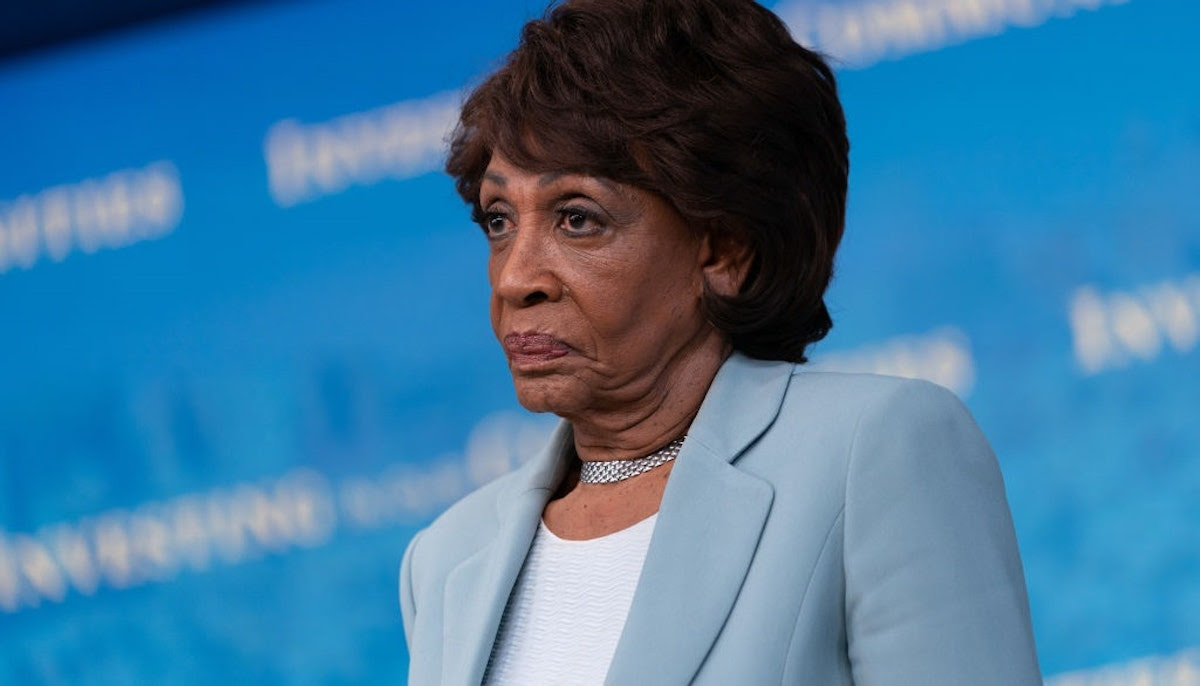 Maxine Waters Yells At Homeless People To ‘Go Home’