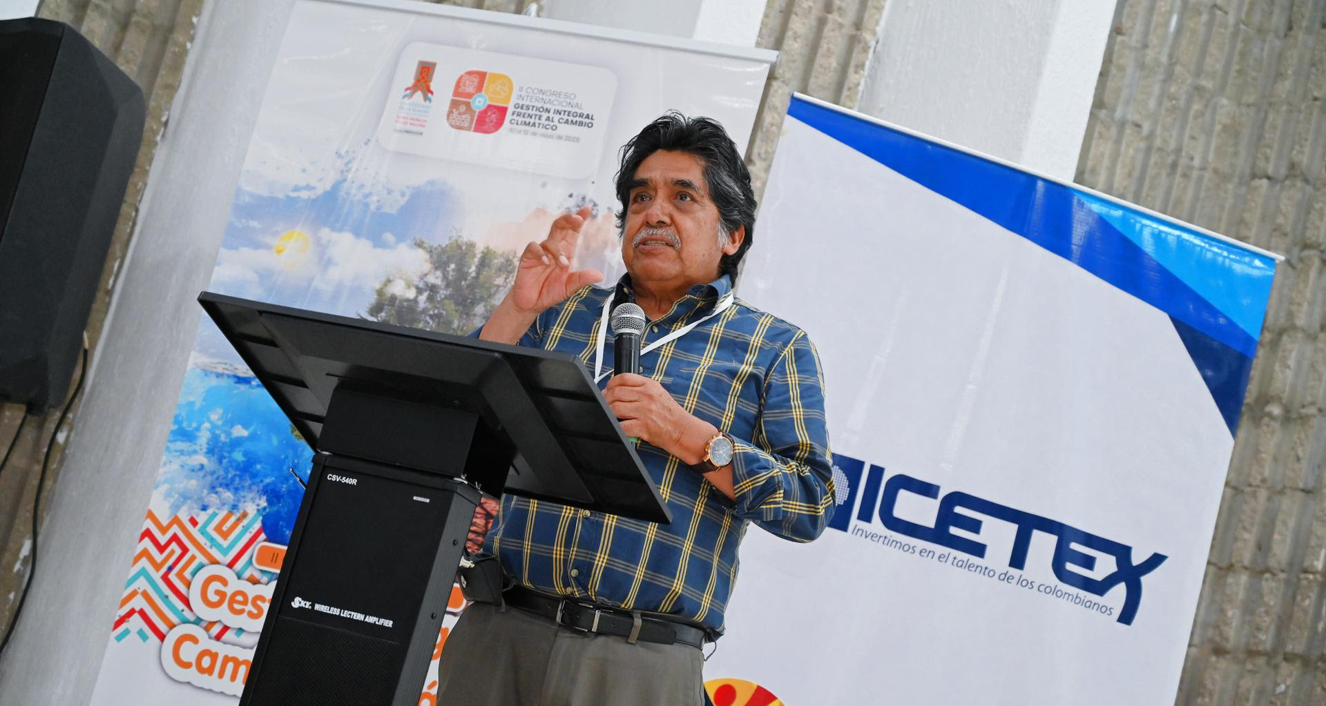 Luis Llanos Hernández, ponente de la Universidad de Chapingo de México