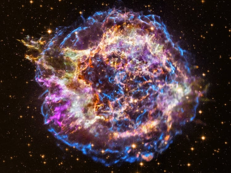Astrónomos descubrieron la explosión más grande jamás vista en el universo a 390 millones de años luz de distancia (NASA)