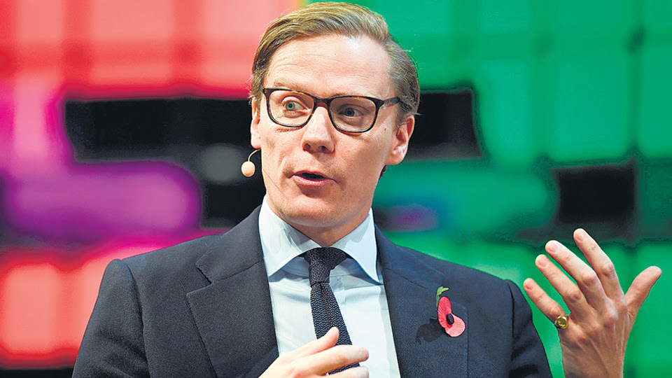 Alexander Nix, ex CEO de Cambridge Analytica, declaró ante la Comisión de Asuntos Digitales.