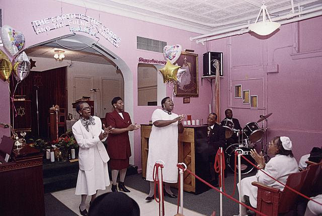 Lilly of the Valley Spiritual Church, singing " I realy like my God. I do, I do, I do," 48th Place, at S. Princeton Ave., Chicago, 2002