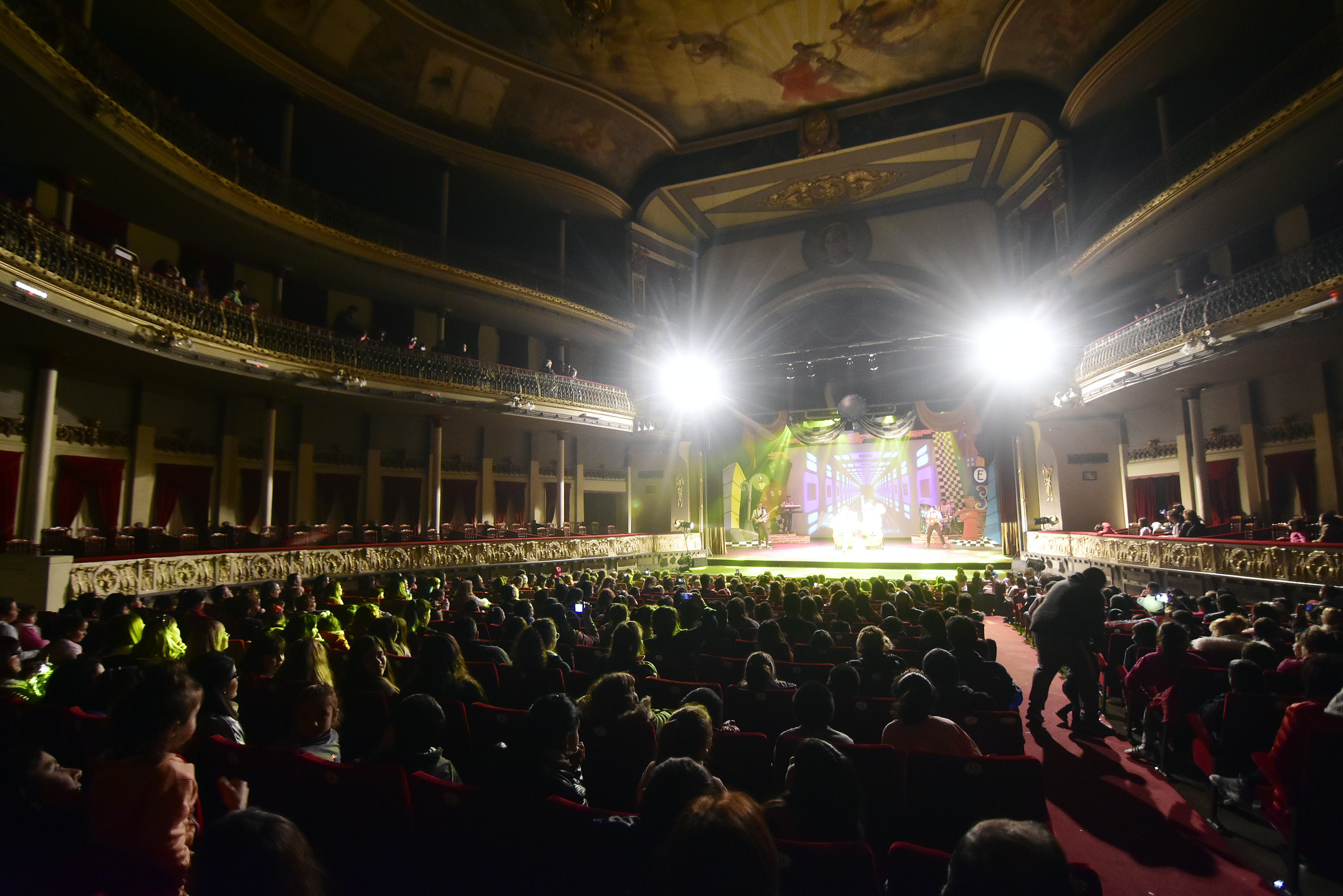 Mayo en el Coliseo Podestá: todas las obras en la cartelera del teatro  municipal – CLIP URBANO