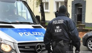 Germany: Police raid homes of five “hardcore” jihadis who fraudulently claimed $102,000 in coronavirus aid benefits