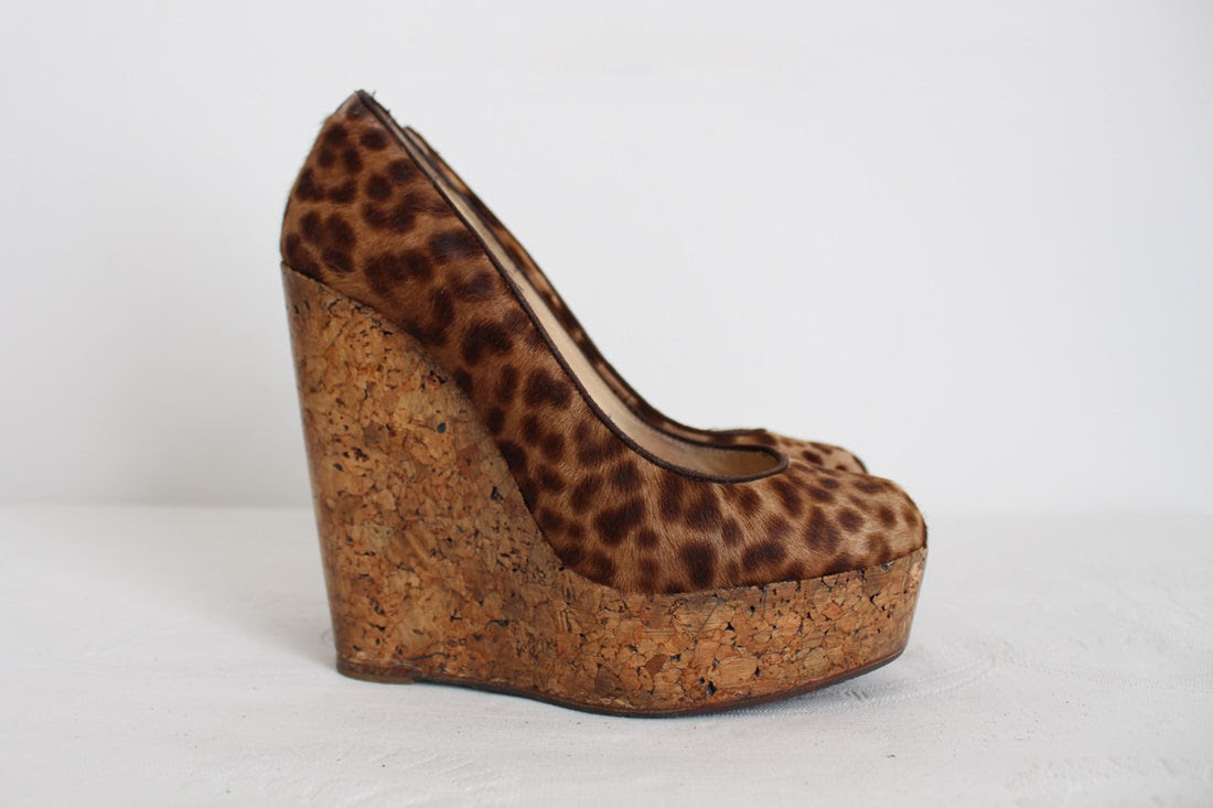 CHRISTIAN LOUBOUTIN PARIS DESIGNER WEDGES - SIZE 3