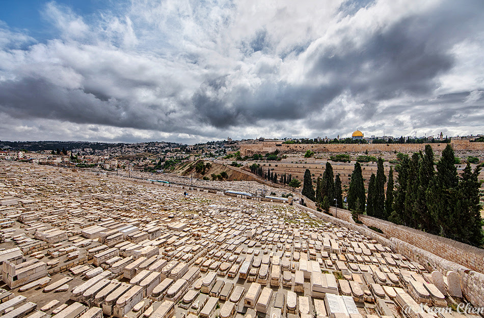 tombs of the old jewish cemetery on mount of olives, jerusalem 