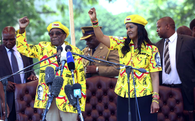 Robert et Grace Mugabe le 8 novembre 2017.