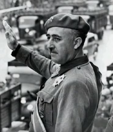 Le général Francisco Franco Bahamonde (4 décembre 1892, Ferrol ; 20 novembre 1975, Madrid)